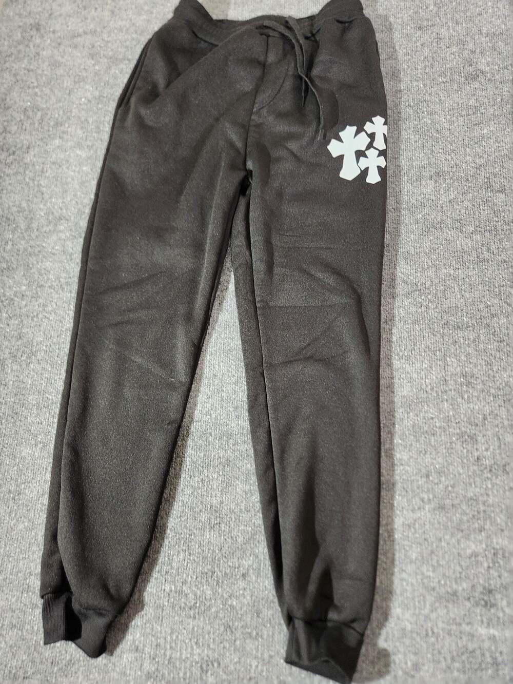 WDIRARA Men's Triple Cross Graphic Print Sweatpants Drawstring Jogger Pants